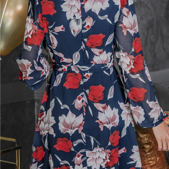 Cupshe NWT surplice neck belted mini dress size M - Picture 2 of 7